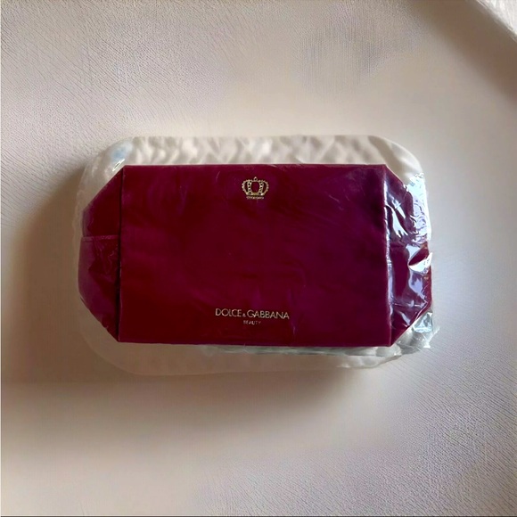 DOLCE & GABBANA Q QUEEN cosmetic makeup toiletry bag pouch travel case NEW NWT - Picture 2 of 3